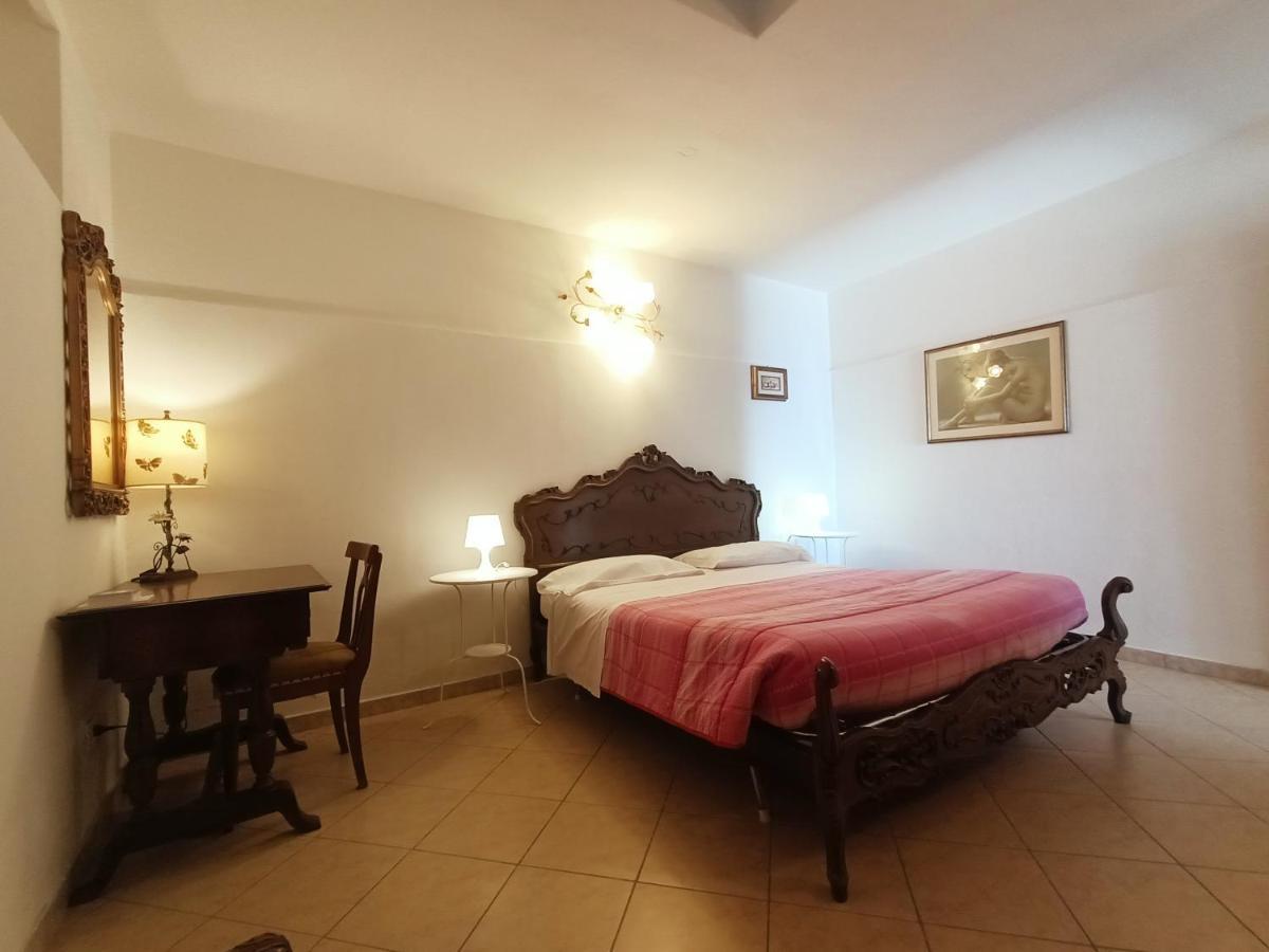 Le Dimore Di Chiara Imperia Buitenkant foto